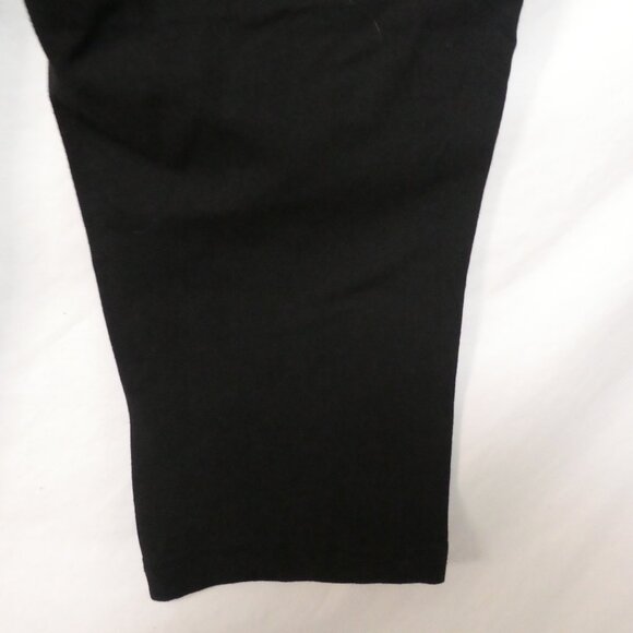 ATHLETIC WORKS - Fitted Crop | XL - extra large | Black Cropped Leggings - Picture 12 of 12